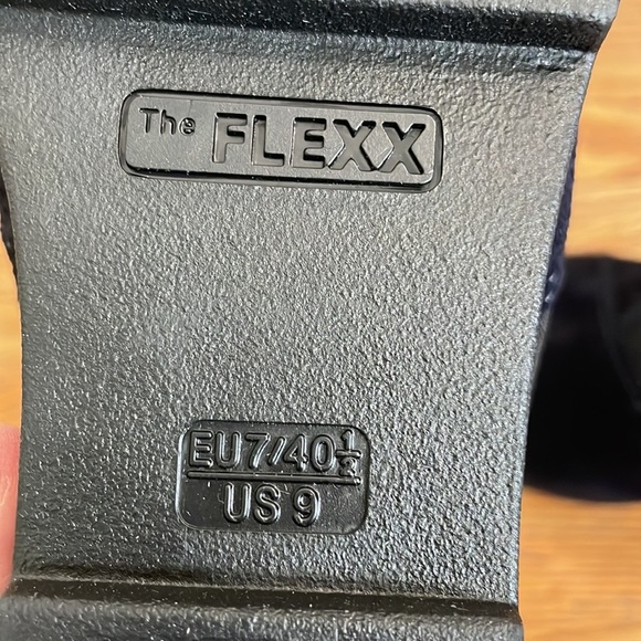 The Flexx Suede Cross-Band Slipon Shoes‎ Cross Town Blue size 9M NWT Wedge - Picture 8 of 12